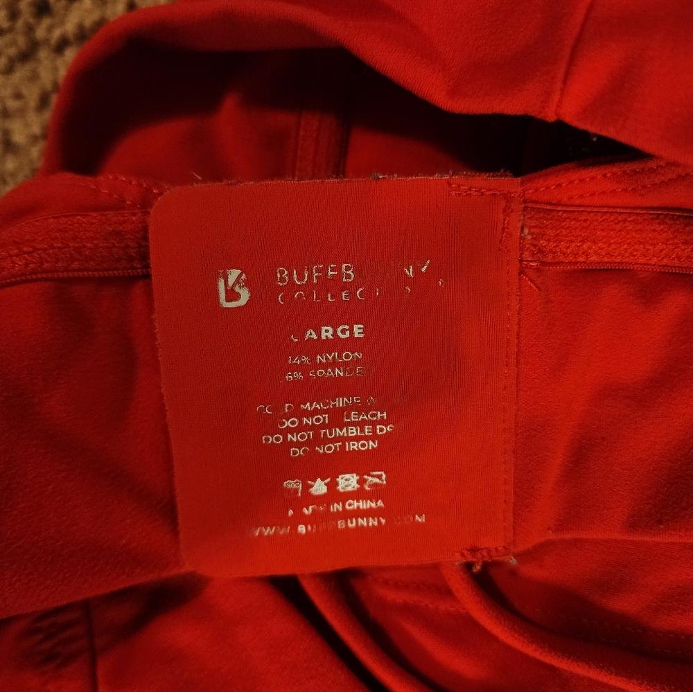 Red Buffbunny Sports Bra - Picture 4 of 4